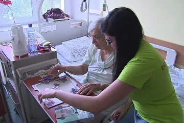 Pacienty U svaté Anny zabaví dobrovolníci