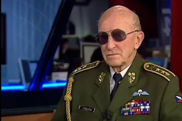 „Každá armáda na světě čerpá z tradic,“ říká generálporučík Tomáš Sedláček