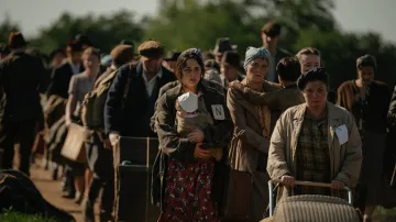 Z filmu Gerta Schnirch