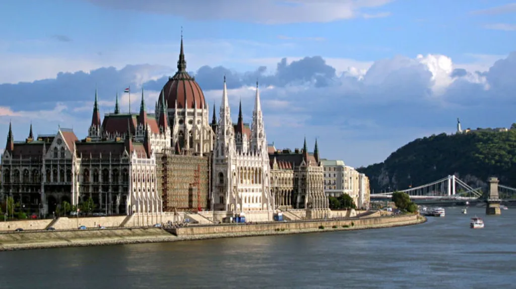 Budapešť