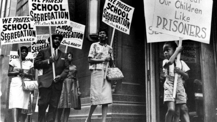 Protest černochů proti segregaci na školách