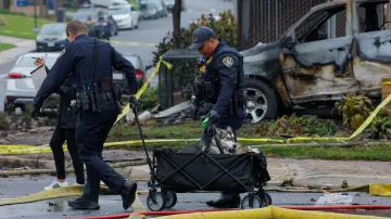 Havárie malého letounu v San Diegu způsobila požár
