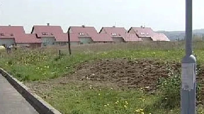 Pozemky v katastru obce Jenišov