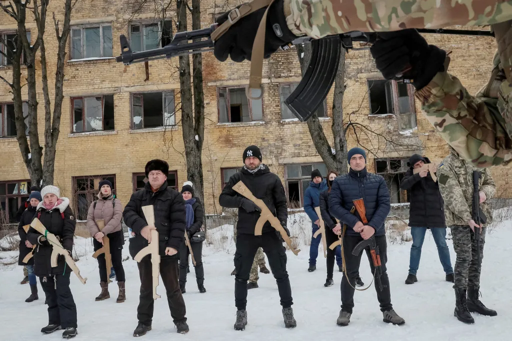 30. ledna 2022, vojenské cvičení civilistů v Kyjevě v očekávání invaze