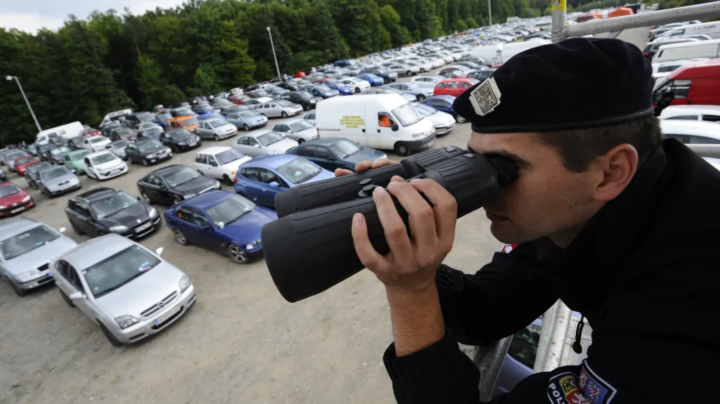 Policie v Brně nasadí do terénu stovky policistů