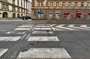 Dopravu na frekventované Plzeňské ulici v Praze omezí rekonstrukce