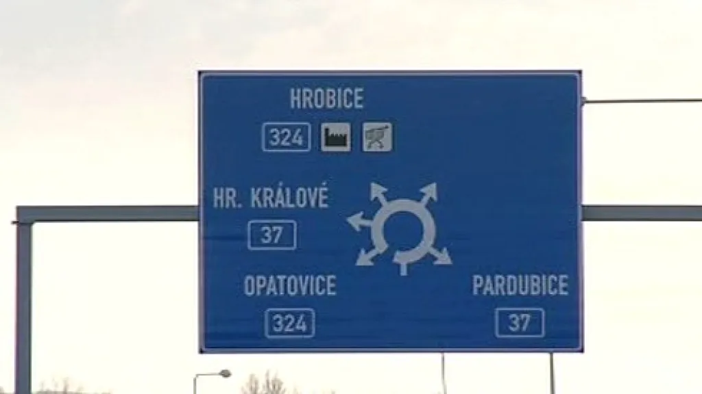 U Opatovic je nová křižovatka