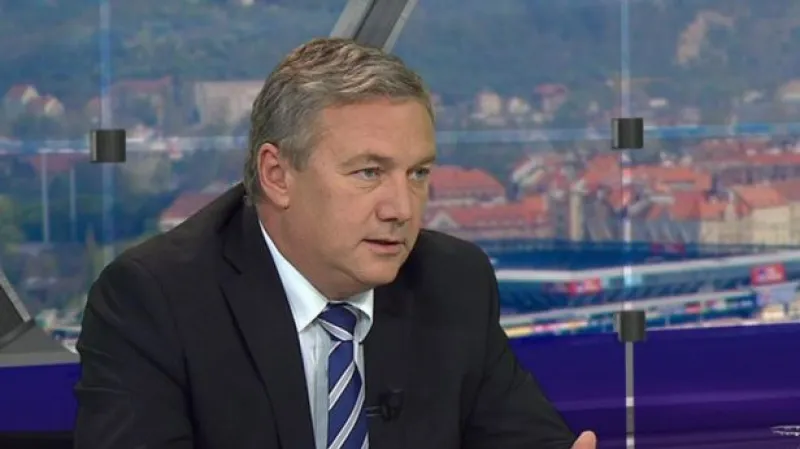 Otázky Václava Moravce s Antonínem Prachařem