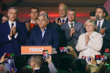 Orbán blahopřál Magyarovi k vítězství ve volbách