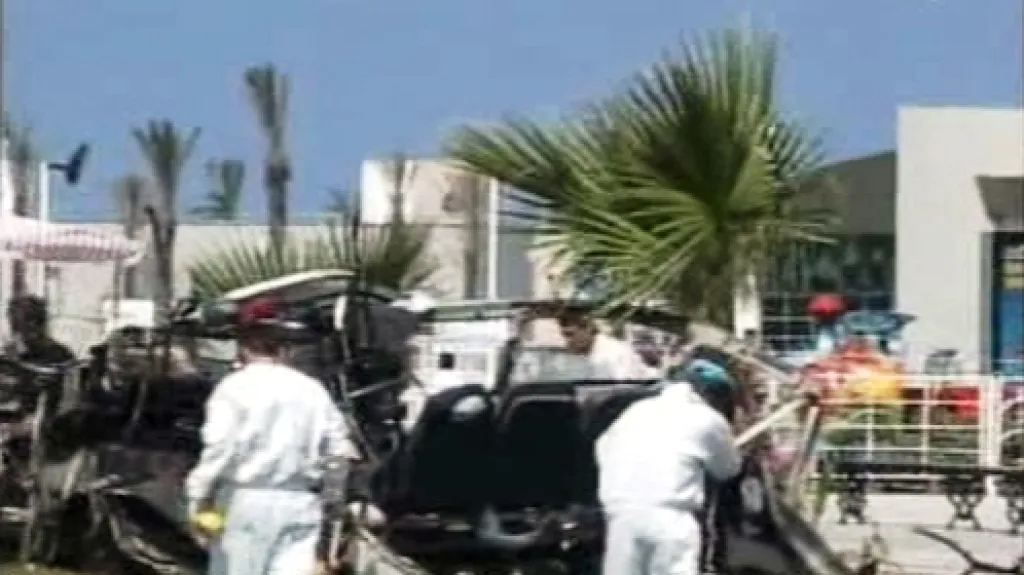 Atentát na minibus v Kusadasi v roce 2005