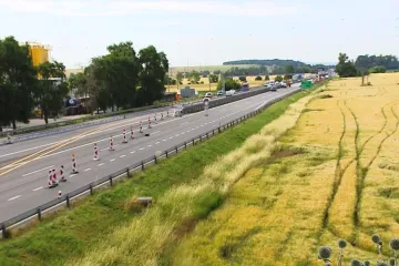 Na dálnici D2 začala další etapa oprav. Zúžení před Brnem zatím větší potíže nezpůsobilo