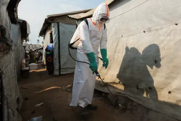 Počet nakažených ebolou v Kongu překročil dva tisíce