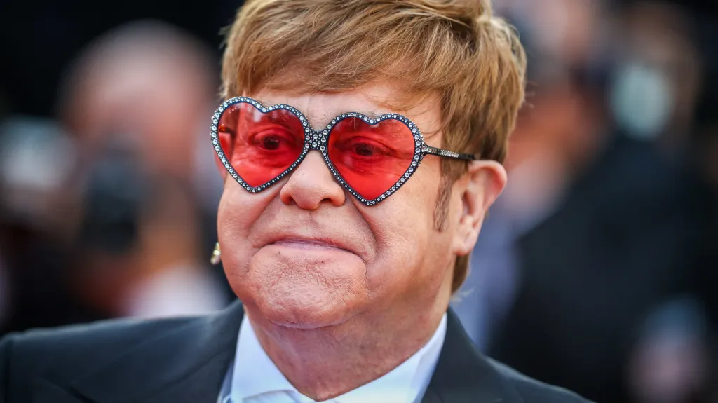 Elton John na festivalu Cannes