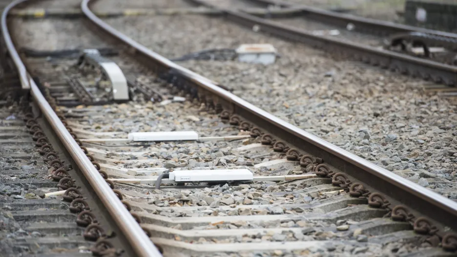 Přestože má fungovat ETCS jako jednotný evropský zabezpečovač, až loni v prosinci začal hlídat provoz na prvním přeshraničním úseku, a to mezi Belgií a Lucemburskem.