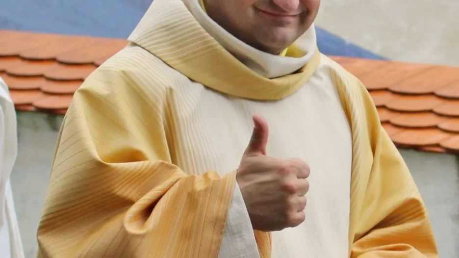 Jan Lukeš se rád směje a jeho snahou je předávat radost dál