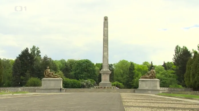 Polsko chce odstranit vše ruské - pomník
