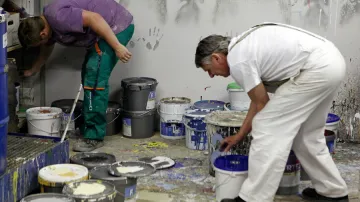 Malírna kulis ve studiu ČT