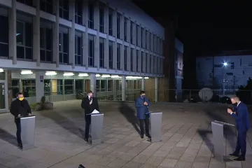 Firmy potřebují jistotu. Pětadvacítka je výsměch, zní z opozice. Vondráček varuje před černými pasažéry