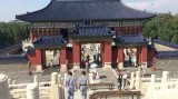Číňané hojně navštěvují své chrámy