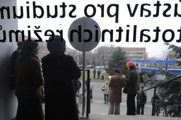 Vědecká rada ÚSTR rezignuje, členové nesouhlasí s volbou nového ředitele