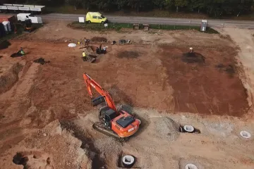 Archeologové provádějí největší záchranný výzkum na východě Čech