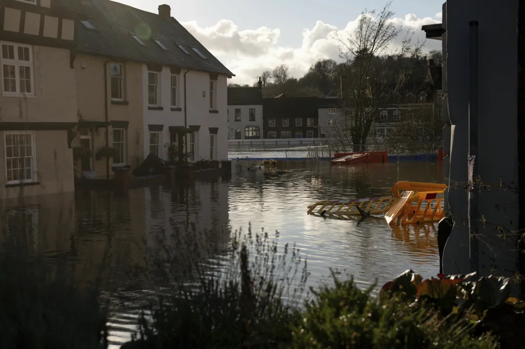 Následky bouře Christoph ve Velké Británii. Fotografie ukazují povodně ve městě Bewdley, Norwich a York
