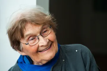 Zemřela výtvarnice Jaroslava Brychtová. Se Stanislavem Libenským tvořili proslulý sklářský tým