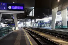 Rakouská stávka ochromila železniční dopravu, týká se to i spojů do Česka