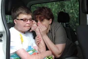 Babišovy finance i příběh popáleného chlapce. Reportáže ČT bodovaly v Czech Press Photo