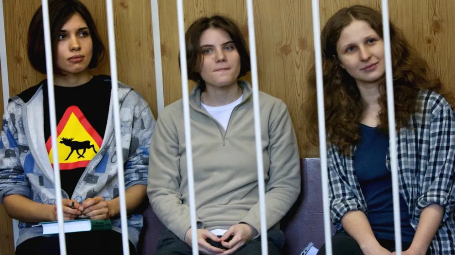 Pussy Riot za mřížemi