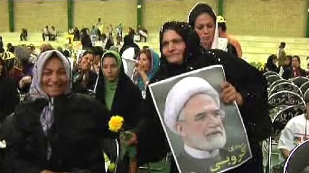 Příznivci Míra Hosejna Músávího