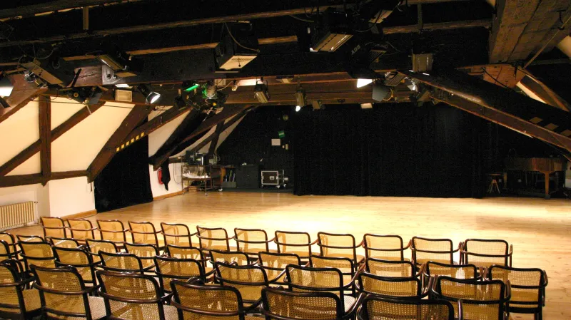 Scéna Národního divadla v Kolowratu