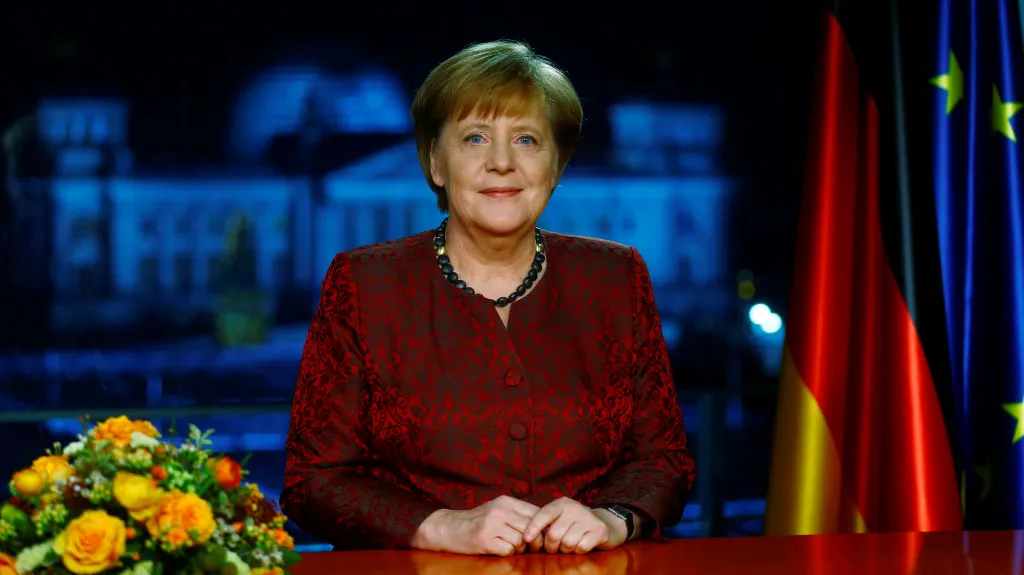 Angela Merkelová během natáčení silvestrovského projevu