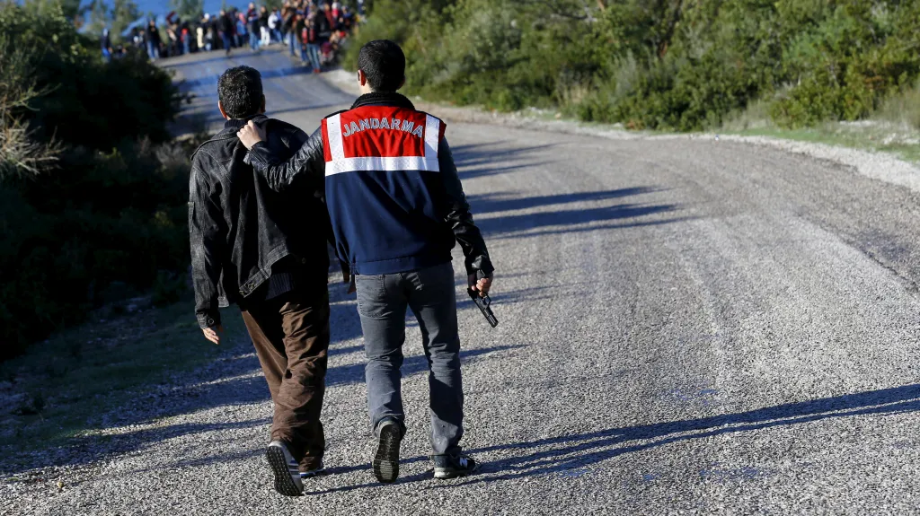 Turecká policie zatkla muže podezřelého z pašování migrantů