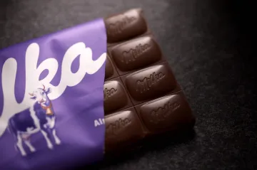 Milka zmenšením čokolády klamala spotřebitele, rozhodl německý soud
