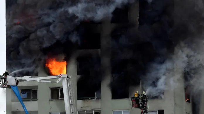Požár panelového domu v Prešově