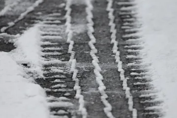 Meteorologové varují před námrazou
