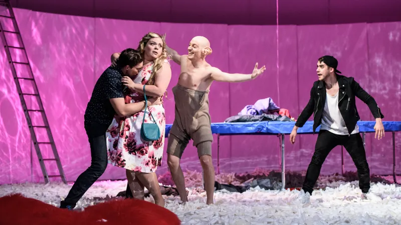 Sen čarovné noci (Národní divadlo Praha)