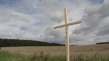 Původní dřevěný kříž