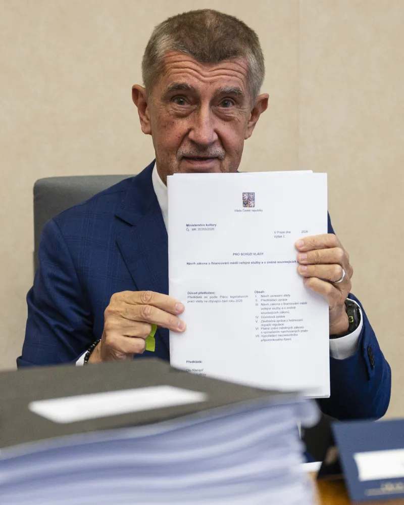 Vláda schválila novelu, která ruší poplatky za veřejnoprávní média