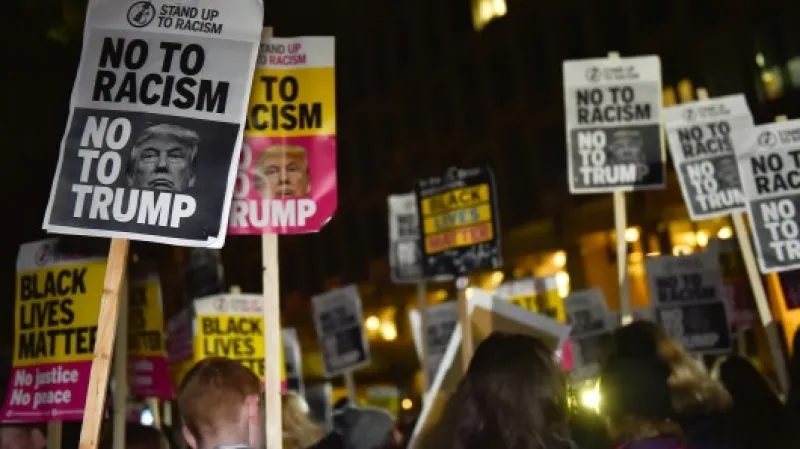 Londýnská demonstrace proti Trumpovi