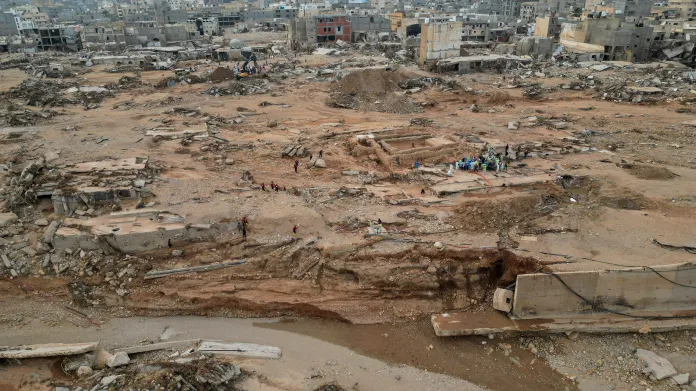 Následky bleskových záplav ve městě Derna