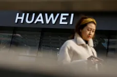 Čína se zastala Huawei. Vyzvala USA, aby firmu neomezovaly