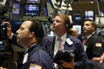 Investoři utíkají od klíčových amerických dluhopisů