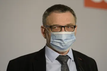 Kultura by mohla být od 1. srpna bez omezení. Ministerstvo zdravotnictví chce být přísnější