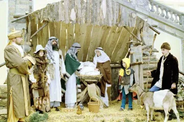 V jindřichohradeckém betlému někdo podřízl kozu a odnesl si ji. Policie po zloději pátrá