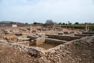Archeologové našli antický bufet. Servíroval drozdy