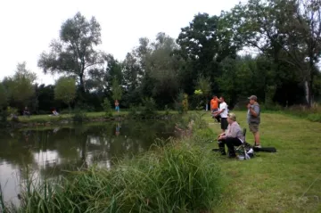 Rybářské závody ve Vojnicích