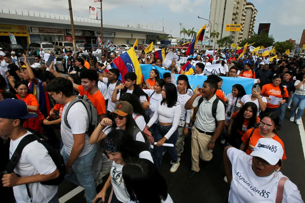 Lidé v Caracasu demonstrovali za vyhlášení amnestie pro politické vězně