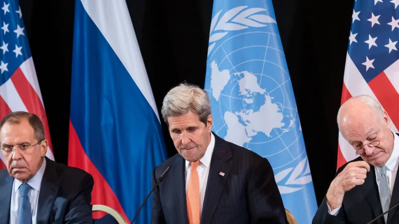 De Mistura s ministry zahraničí Lavrovem a Kerrym